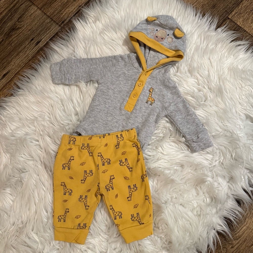 Little Me Baby Boy 3M Hoodie Bodysuit & Pants Set Giraffe Gray Yellow